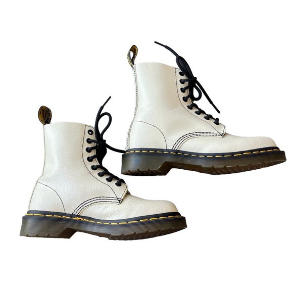 DR. MARTENS Pascal 8 Eyelet Cream Crackle Leather Combat Boots Docs Size US W 5 - Picture 3 of 13